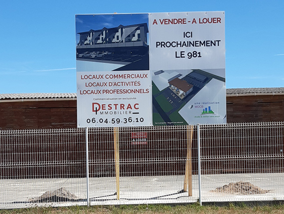 Pose d'un panneau de promotion immobilier - Gironde 33
